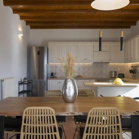 Ferienhaus Myrsini Traditional Hillside