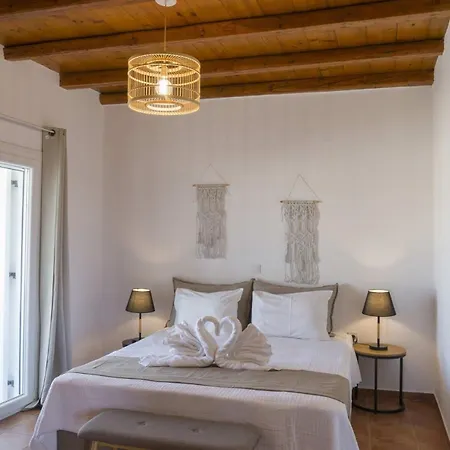 Ferienhaus Myrsini Traditional Hillside Páros